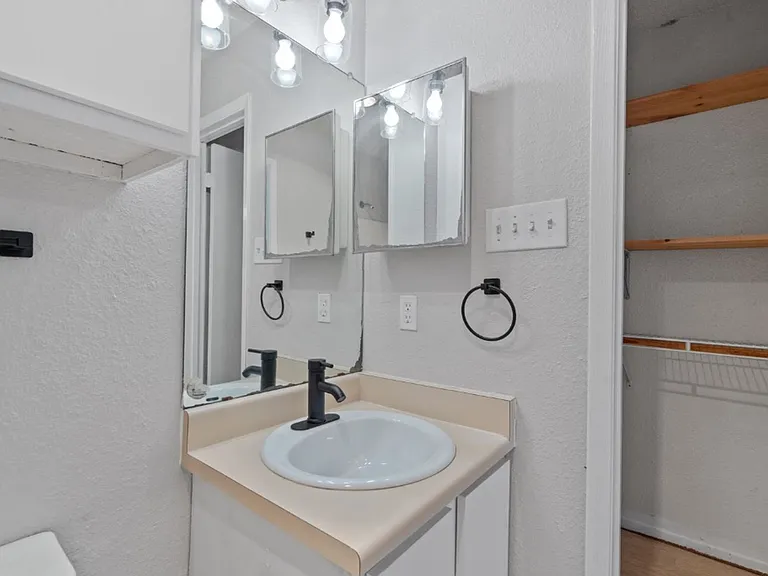 2906 Jadewood Ct #A — Photo 13