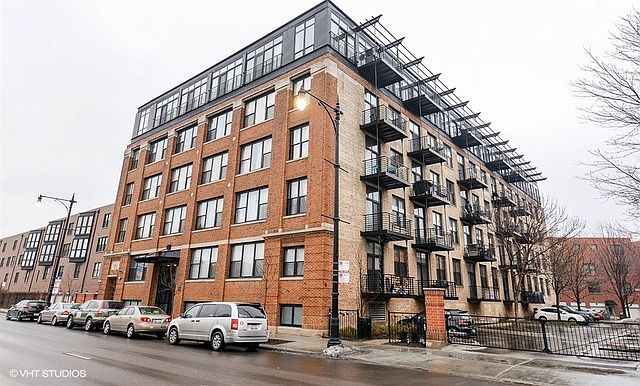 1st image of 2911 N Western Ave APT 411