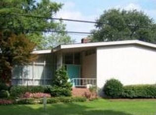 7342 Ruthven Rd, Norfolk, VA 23505