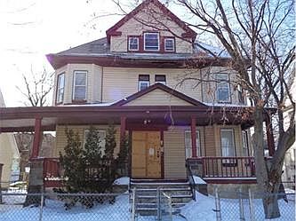 1st image of 250 S 1st Ave