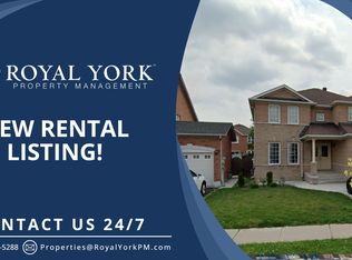 591 Ray Lawson Blvd #2, Brampton, ON L6Y5J7