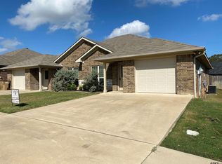 319/321 Princess Pl, Tyler, TX 75704