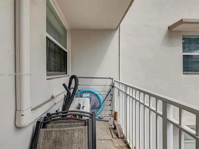 1300 Lincoln Rd #B402 — Photo 20
