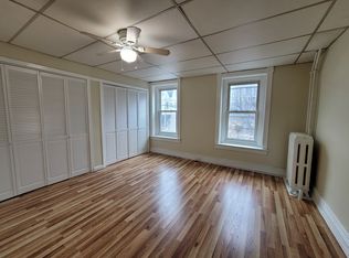392 1/2 W Allen St, Allentown, PA 18102