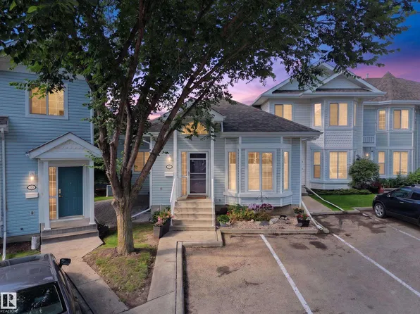 1780 Glastonbury Blvd NW Unit 31, Edmonton, AB T5T 6P9