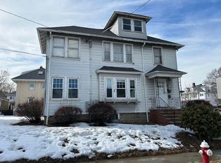 3 Woodleigh Rd #2, Watertown, MA 02472