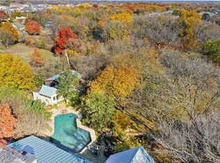 100 Seattle Slew Ln, Fairview, TX 75069