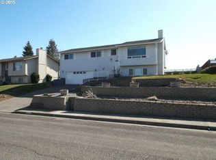 42 SE Kirk Ave, Pendleton, OR 97801