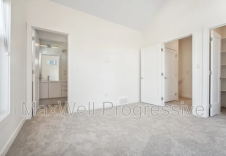 11109 51st St NW #MAIN — Photo 10