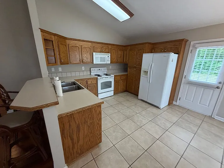 2510 S Ridge Ave — Photo 15
