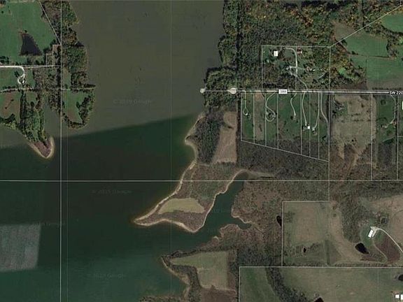 House is located .5 miles from Smithville Lake access. Come and enjoy lake living!