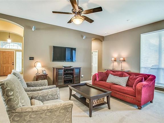 3rd image of 1625 Knoll Wood Ct