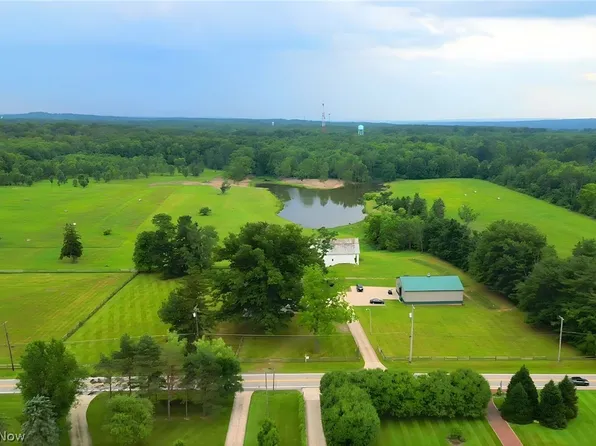 7139 Mulberry Rd, Chesterland, OH 44026