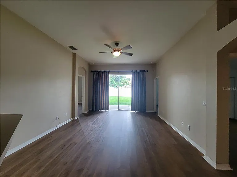 1125 Lumsden Pointe Blvd — Photo 6