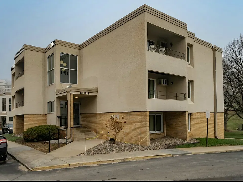 1911 Viking Dr NW #12