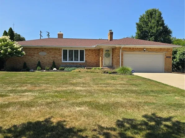 14565 Uhlin Dr, Middleburg Heights, OH 44130