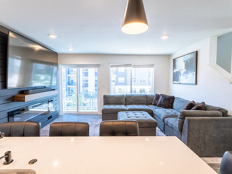 5111 N Yampa St — Photo 15