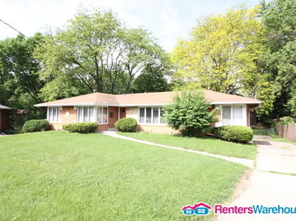 1522 Del Matro Ct, Windsor Heights, IA 50324