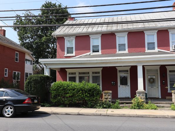 1424 W Main St