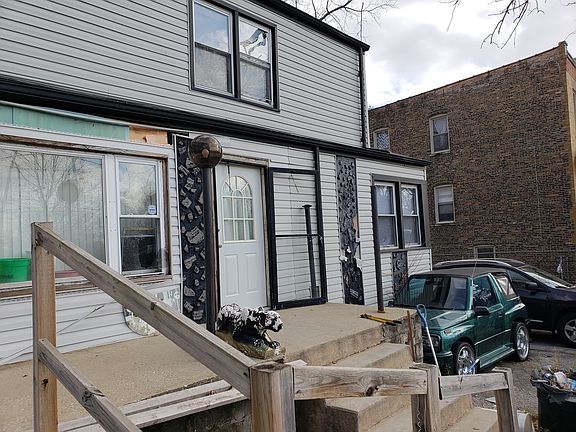 3rd image of 5515 S Claremont Ave