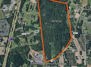 13600 Apple Harvest Dr, Martinsburg, WV