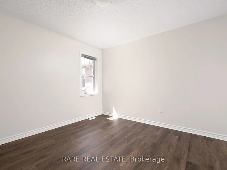 14 Bannister Cres — Photo 18