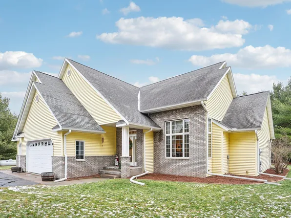 1344 101st St, Amery, WI 54001