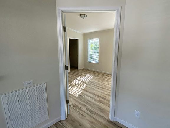 3rd image of 745 Arbor Estates Way #Yw0ws2