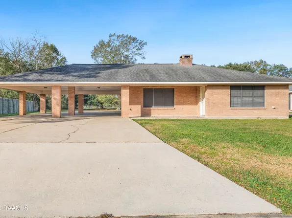 3 Governor Edwards Dr, Crowley, LA 70526