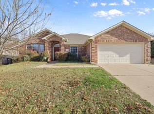 5009 Vaquero Dr, Arlington, TX 76017