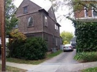 22 Henry St, Burlington, VT 05401