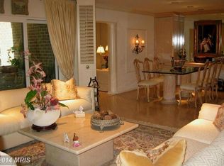 2 Candlemaker Ct APT 201, Pikesville, MD