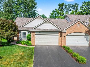 5888 Augusta Ln, Grand Blanc, MI 48439