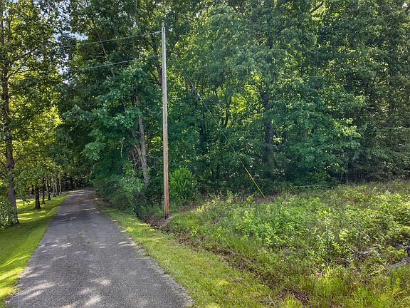 2nd image of Walton Ln