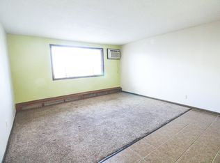 3140 8th St, Marion, IA 52302