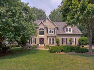 409 Deer Spring Ln, Simpsonville, SC 29680