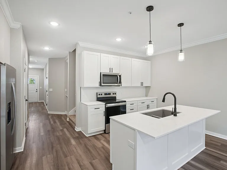 Greenwood Townhomes — Photo 66