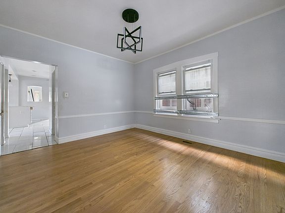 5th image of 7826 S Paxton Ave