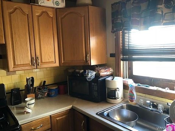 4th image of 70 Martha Ave