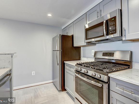 3rd image of 3835 9th St #1002E