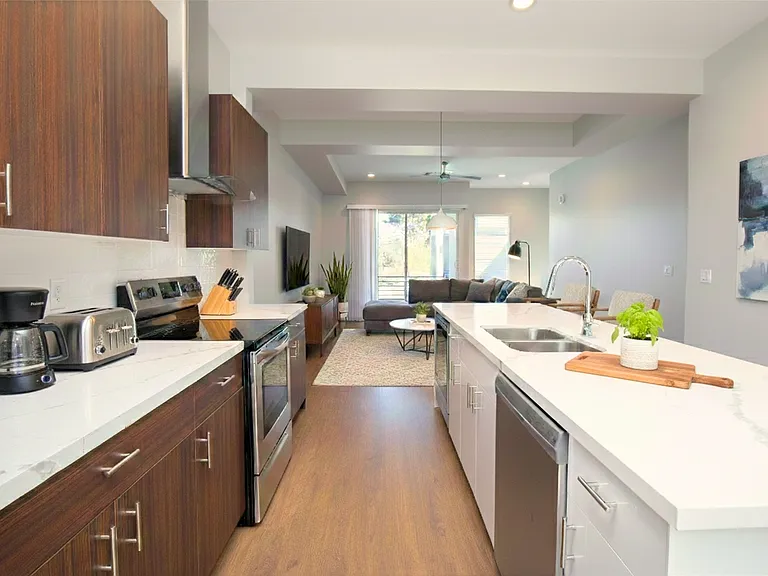Teakwood Urban Living — Photo 25