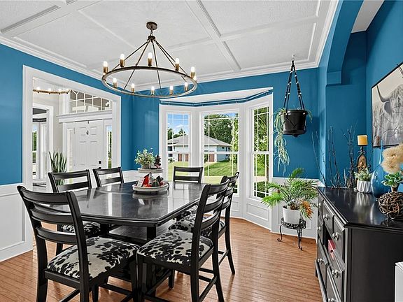 4th image of 5023 Haskins St