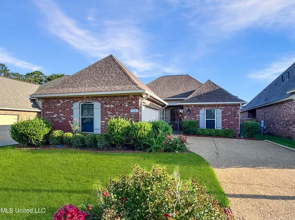 126 Asbury Sq, Pearl, MS 39208