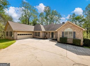 2982 Rivercrest Dr, Gainesville, GA