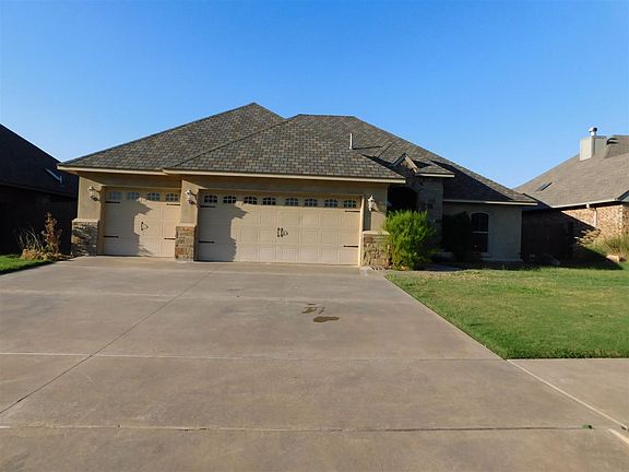 3rd image of 4106 NE Mossy Oak Dr