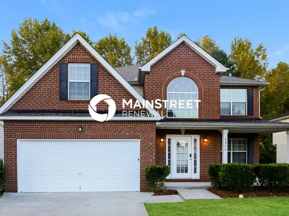 5875 Sunflower Ct, Ellenwood, GA 30294