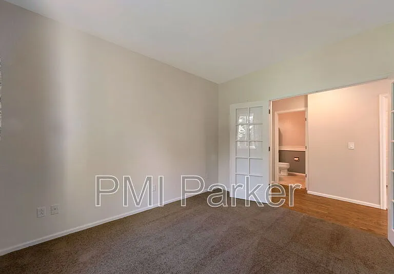 10285 Turquoise Ct — Photo 11