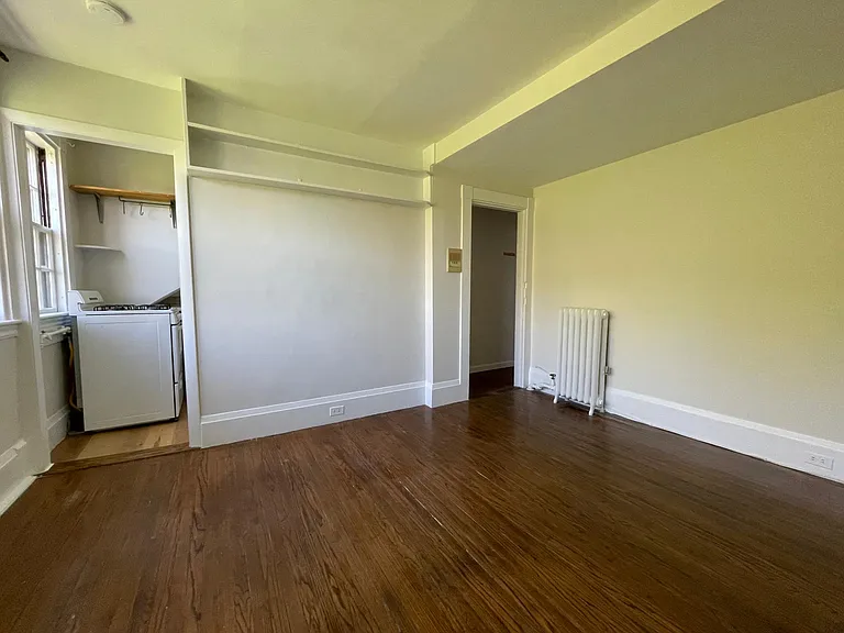 25 S Russell St #4 — Photo 2