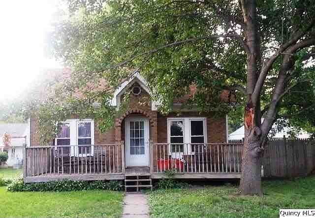 Home for Sale in Quincy, IL $79,900