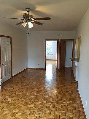 5th image of 61 Jewel St #3